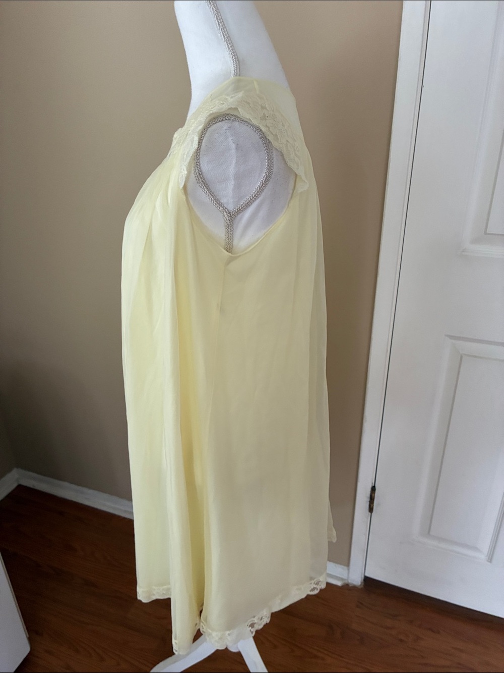Vintage 1960s Shadowline peignor set 100% Nylon Chiffon Nightgown Sheer Lace - Picture 8 of 12